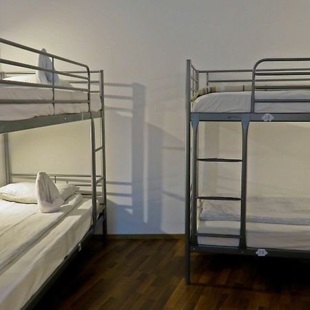 The Evil Clown Hostel บราชอฟ ภายนอก รูปภาพ