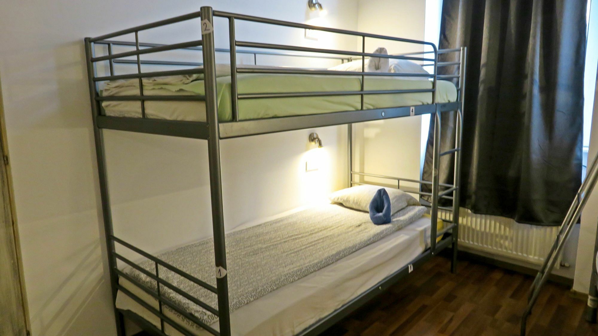 The Evil Clown Hostel บราชอฟ ภายนอก รูปภาพ