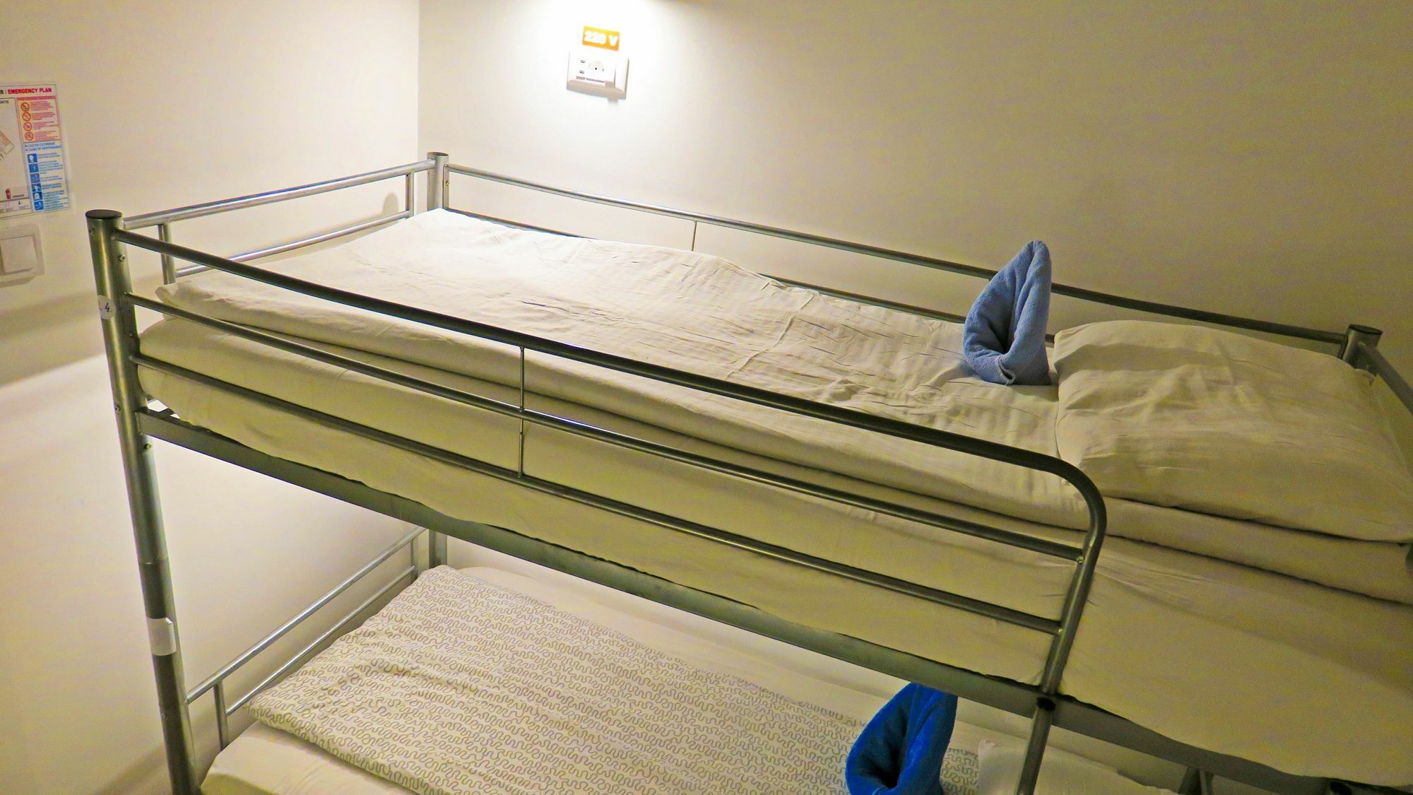 The Evil Clown Hostel บราชอฟ ภายนอก รูปภาพ