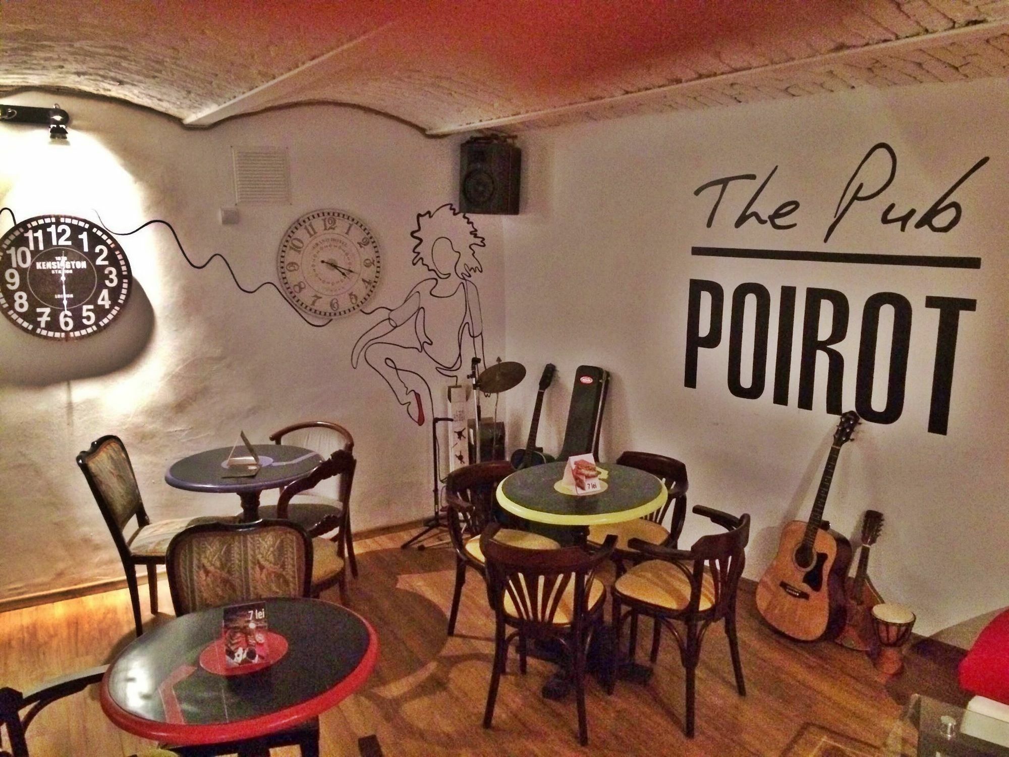 The Evil Clown Hostel บราชอฟ ภายนอก รูปภาพ